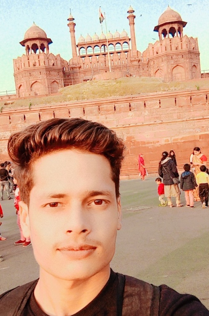 me in delhi at the red fort